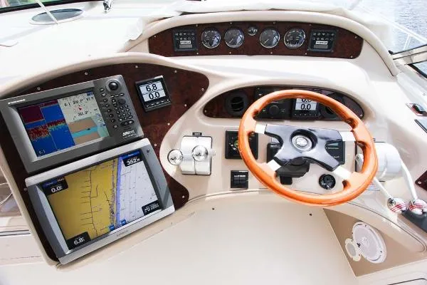 Slide: The Image of Sea Ray Sundancer 2001 - 11