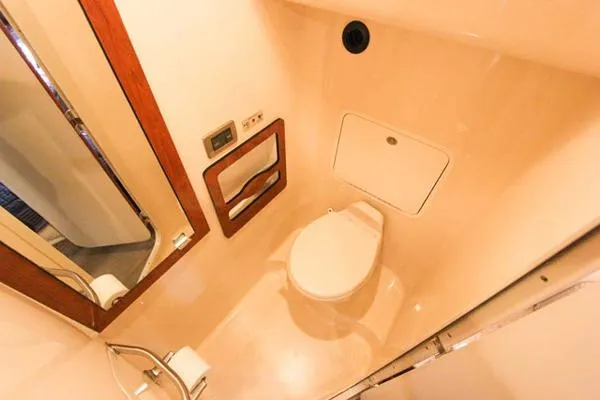 Slide: The Image of Sea Ray 390 Motor Yacht 2004 - 11