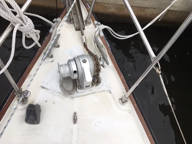 Slide: The Image of Seafarer Sloop 1979 - 9
