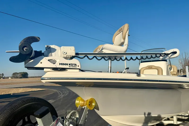 Slide: The Image of 2020 Key West 230 Bay Reef boat with Minn Kota Ulterra trolling motor. - 9