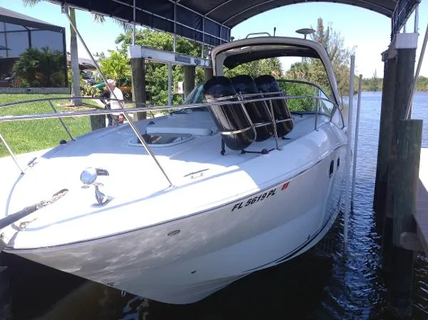 Slide: The Image of Sea Ray Sundancer 2012 - 0