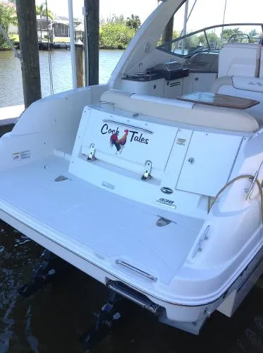 Slide: The Image of Sea Ray Sundancer 2012 - 4