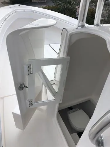 Slide: The Image of Contender 32 ST 2019 - 6
