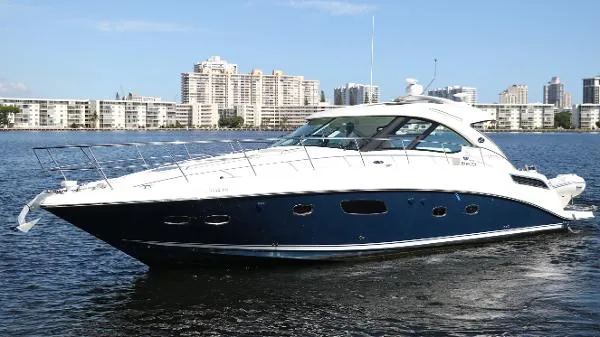 Slide: The Image of Sea Ray 470 Sundancer 2012 - 1