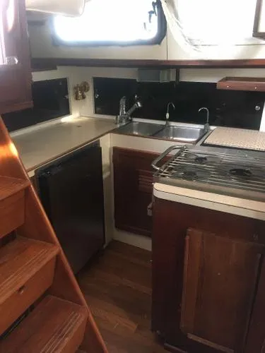 Slide: The Image of Gulfstar 43 Center Cockpit Sailboat 1975 - 11
