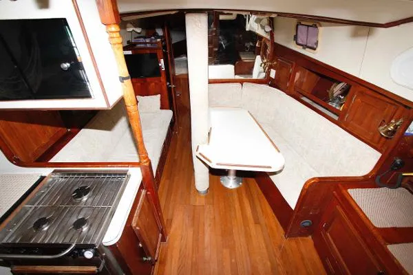 Slide: The Image of Gulfstar 43 Center Cockpit Sailboat 1975 - 7