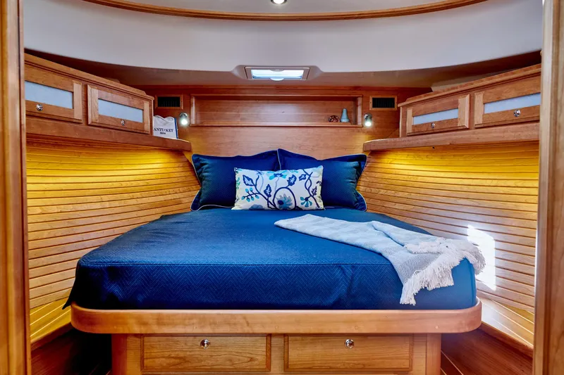 Slide: The Image of Luxurious bedroom in Sabre 45 Salon Express 2027 yacht. - 20