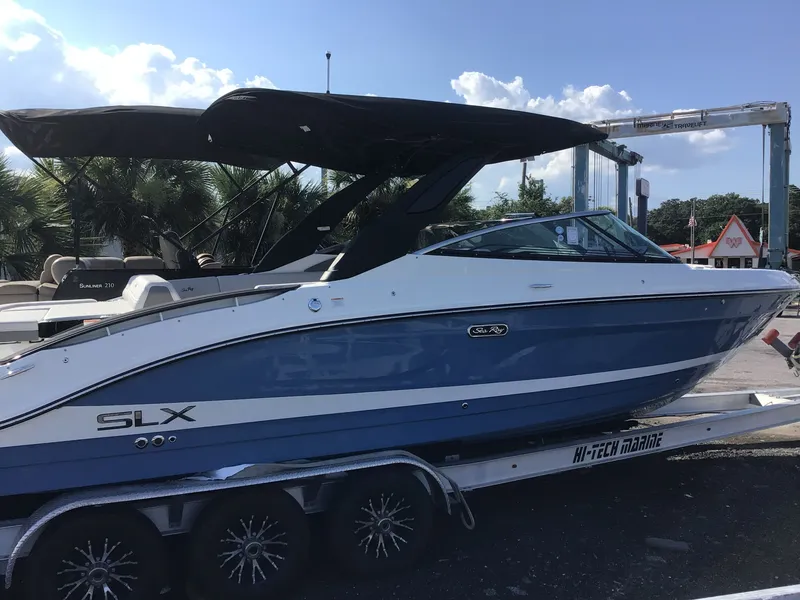 Slide: The Image of Sea Ray SLX 280 Outboard 2026 - 1