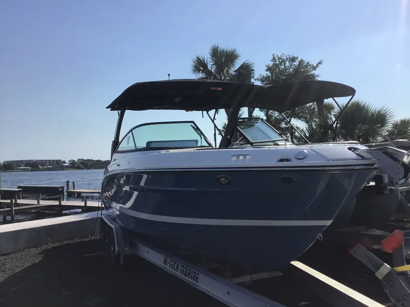 Slide: The Image of Sea Ray SLX 280 Outboard 2026 - 3