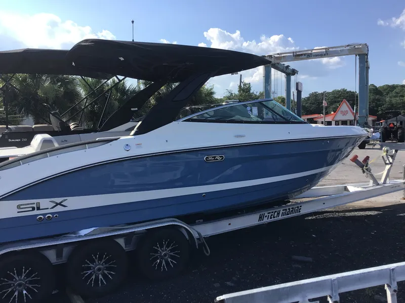 Slide: The Image of Sea Ray SLX 280 Outboard 2026 - 0