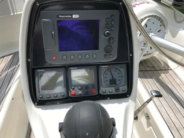 Slide: The Image of Bavaria 30 Cruiser 2007 - 9