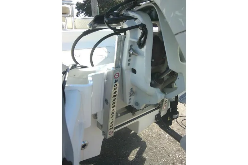 Slide: The Image of 2022 Carolina Skiff 21 Ultra Elite boat engine mount detail. - 12