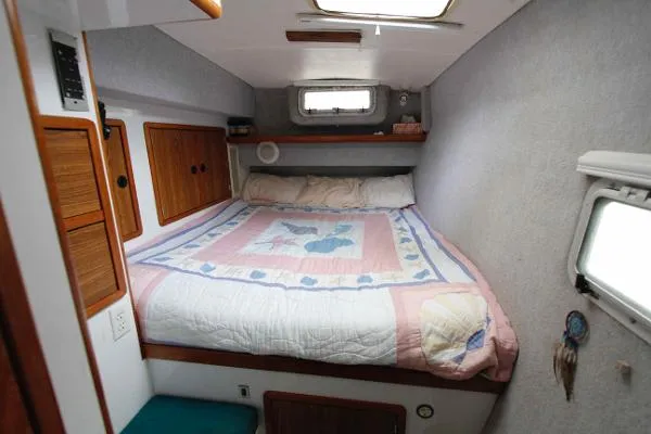 Slide: The Image of Manta 42 Catamaran 2000 - 7