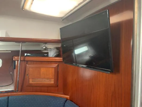 Slide: The Image of Beneteau 393 2005 - 7
