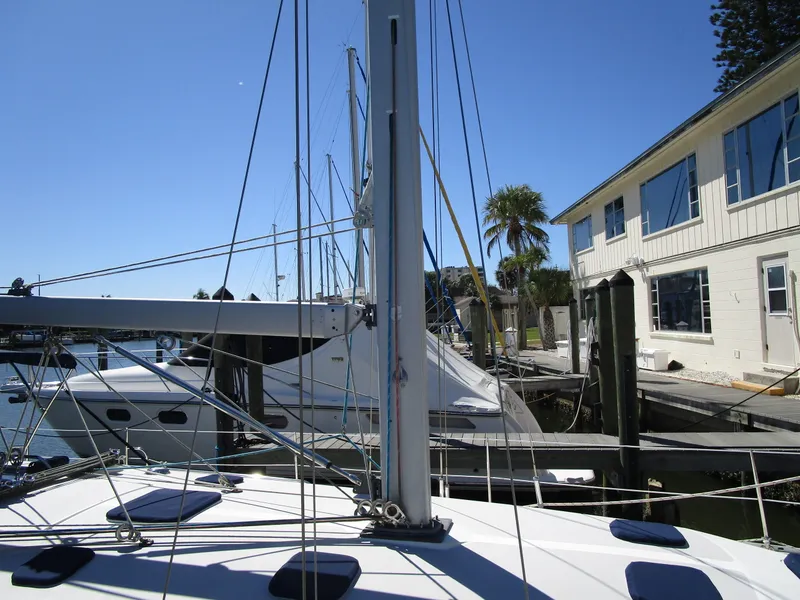 Slide: The Image of Catalina 400 MkII 2005 - 3