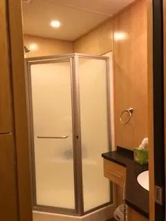 Slide: The Image of Bathroom in a 2008 Destination Yachts Cruisin yacht. - 18