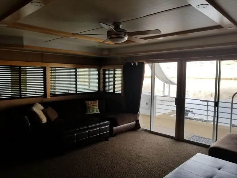 Slide: The Image of Interior of a 2008 Destination Yachts Cruisin yacht. - 10