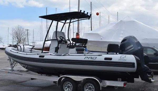 Slide: The Image of Zodiac Pro 7 NEO 200hp In Stock DEMO 2019 - 2