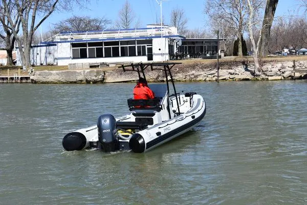 Slide: The Image of Zodiac Pro 7 NEO 200hp In Stock DEMO 2019 - 7