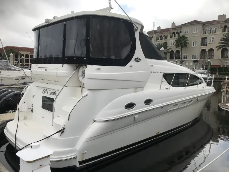 Slide: The Image of Sea Ray 390 Motor Yacht 2004 - 0