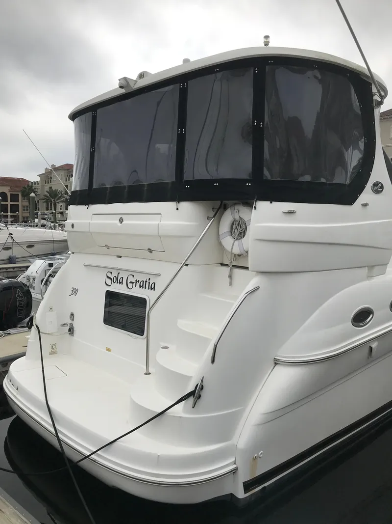Slide: The Image of Sea Ray 390 Motor Yacht 2004 - 2