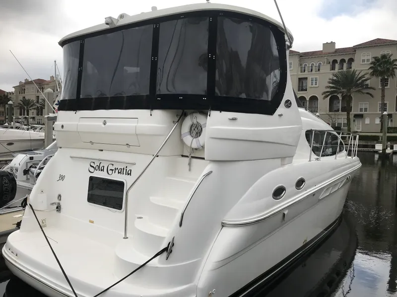 Slide: The Image of Sea Ray 390 Motor Yacht 2004 - 3