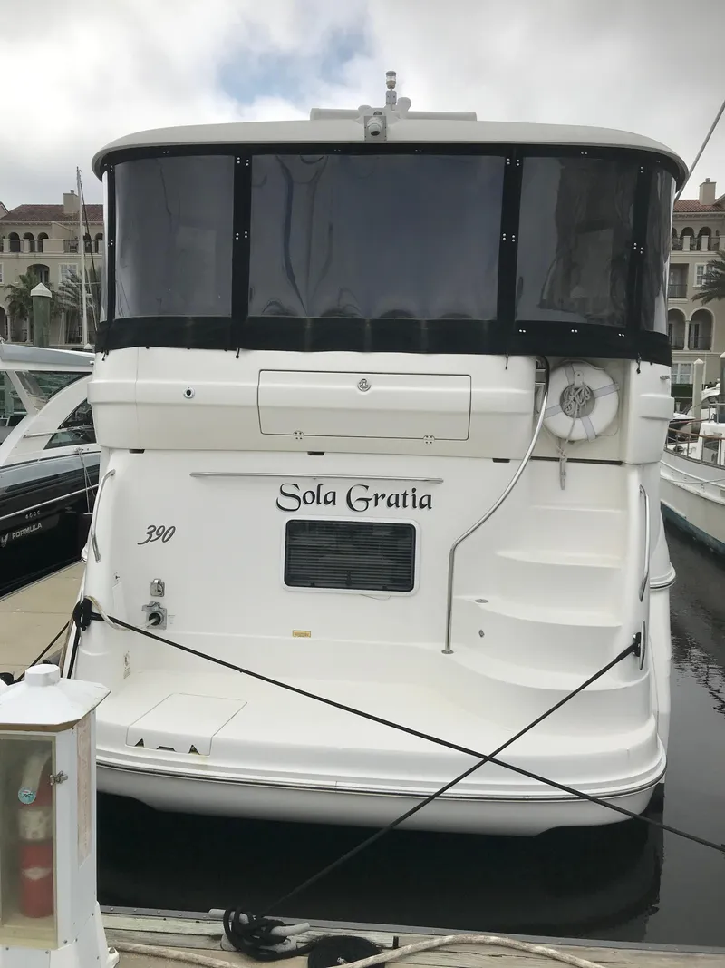 Slide: The Image of Sea Ray 390 Motor Yacht 2004 - 4