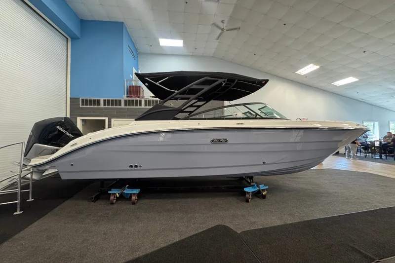 Slide: The Image of Sea Ray SDX 250 Outboard 2026 - 0