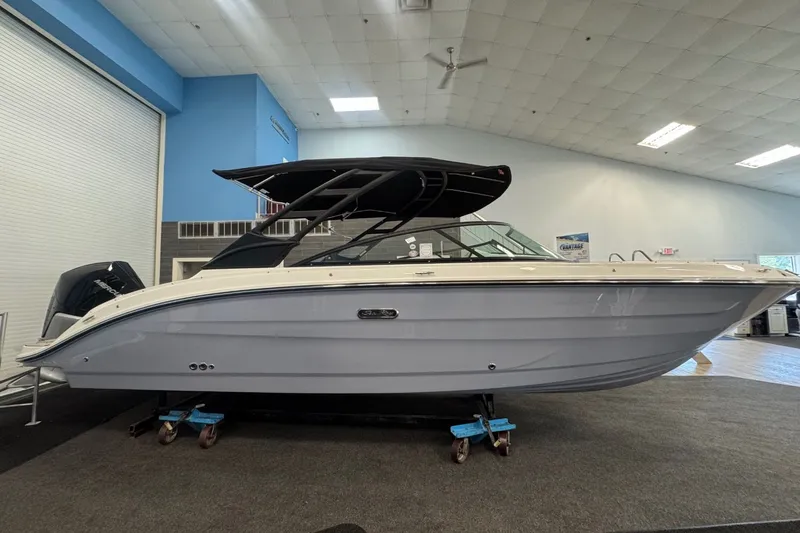 Slide: The Image of Sea Ray SDX 250 Outboard 2026 - 1
