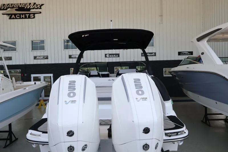 Slide: The Image of Sea Ray SLX 280 Outboard 2026 - 3