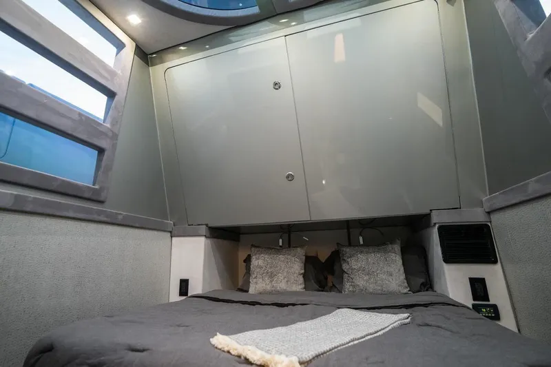 Slide: The Image of Midnight Express 60 Pied-a-Mer 2019 - 13