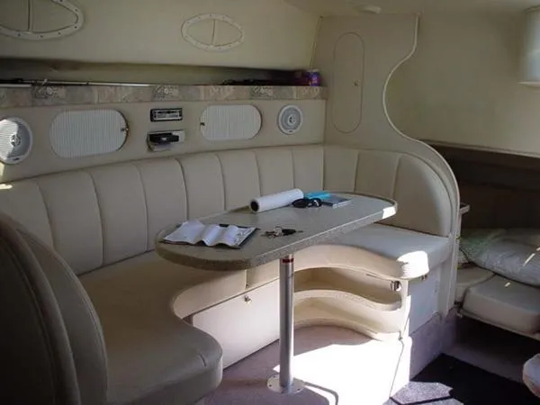 Slide: The Image of Rinker 340 Fiesta Vee 2000 - 10