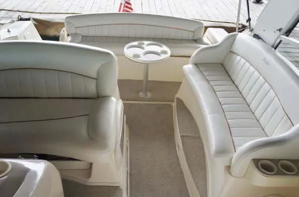 Slide: The Image of Rinker 340 Fiesta Vee 2000 - 3