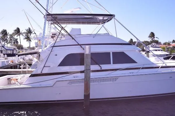 Slide: The Image of Bertram 60 Convertible 1998 - 5