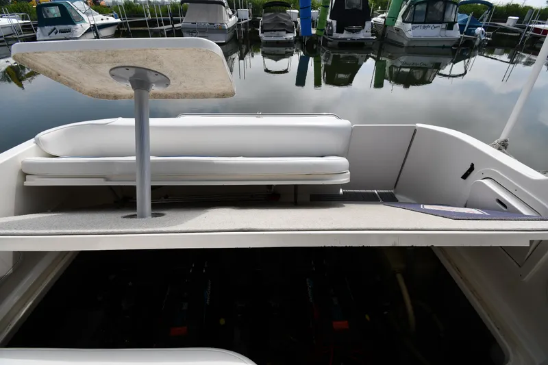 Slide: The Image of Sea Ray Sundancer 330 1995 - 56