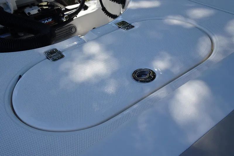 Slide: The Image of 2015 Pioneer 186 Cape Island boat deck with hatch and hardware. - 19