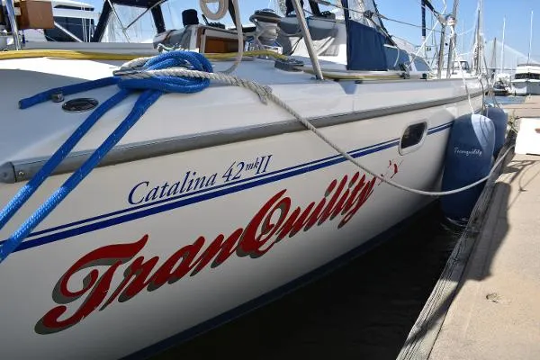 Slide: The Image of Catalina 42 MkII 2002 - 5