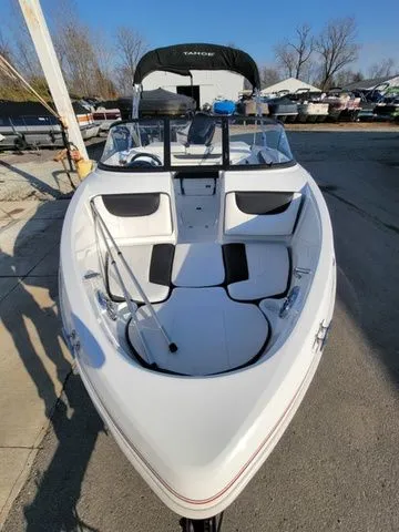 Slide: The Image of Tahoe 550 TS 2021 - 6