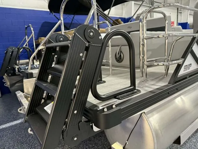 Slide: The Image of Manitou Encore SL SHP575 230 2026 - 21