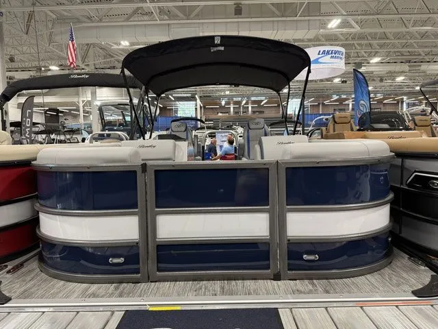 The Image of Bentley Pontoons Legacy 223 Navigator Dual Captain Full Tube 2026 - 1