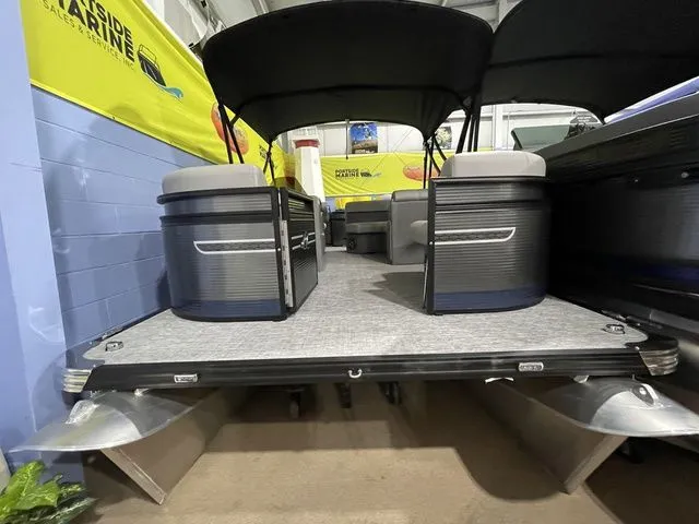 The Image of Apex Marine E 818 2023 - 1