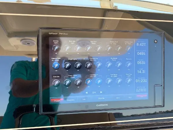 Slide: The Image of Scout 320 LXF 2016 - 7