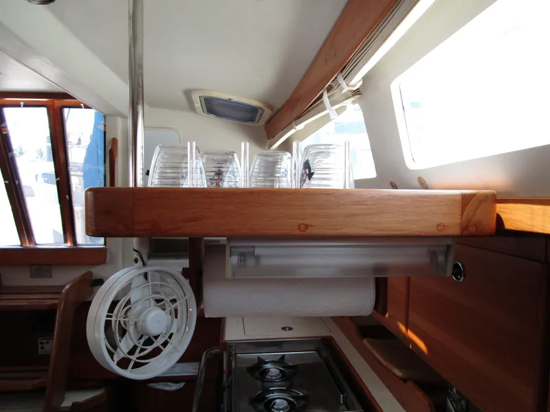 Slide: The Image of Catalina 36 MkII 2001 - 8
