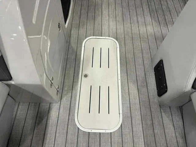 Slide: The Image of Bentley Pontoons Legacy 243 Swingback Dual Captain Full Tube Tower 2026 - 10