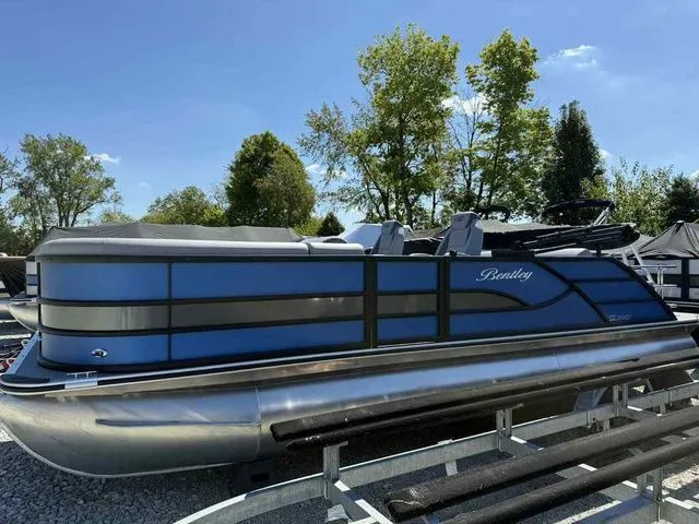 Slide: The Image of Bentley Pontoons Legacy 223 Swingback Dual Captain 3/4 Tube 2026 - 3