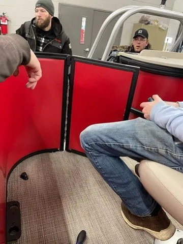 Slide: The Image of Bentley Pontoons Fish-N-Cruise 200 2025 - 31