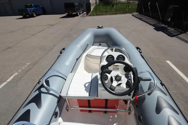 Slide: The Image of Zodiac Bayrunner 420 NEO 50hp In Stock 2019 - 7