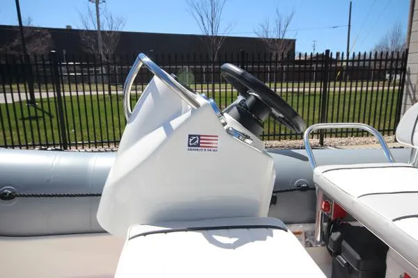 Slide: The Image of Zodiac Bayrunner 420 NEO 50hp In Stock 2019 - 8