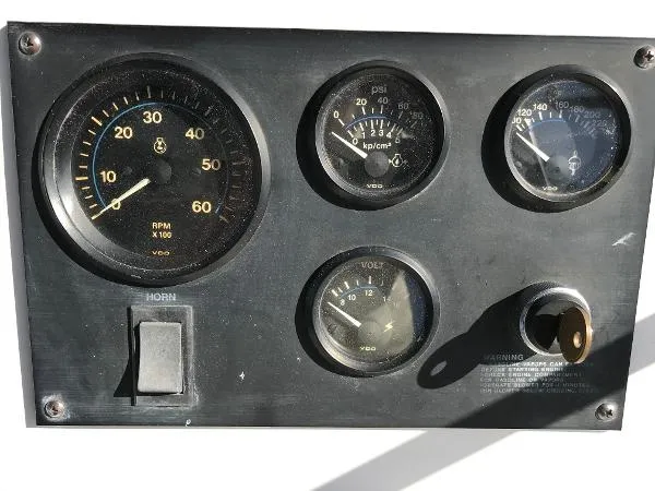 Slide: The Image of Harbor Master 400 Pilothouse Motoryacht 1994 - 8