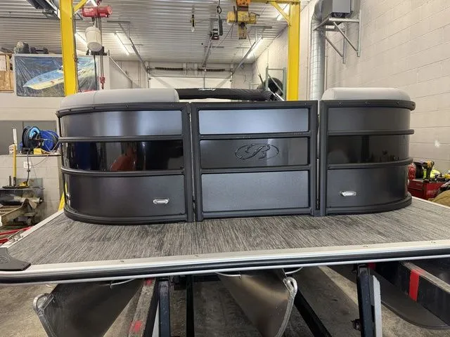 The Image of Bentley Pontoons Bolt 203 2026 - 1